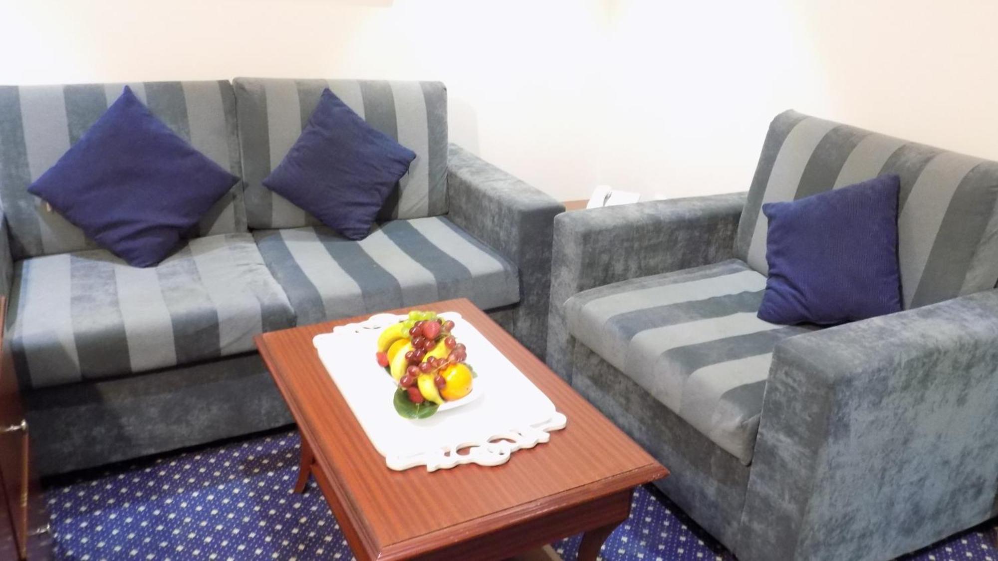 Onizah Hotel Unaizah Rum bild